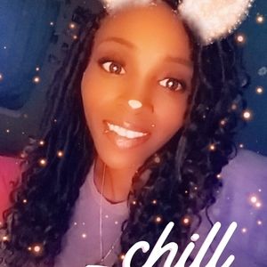 Meet your Posher, Latoya